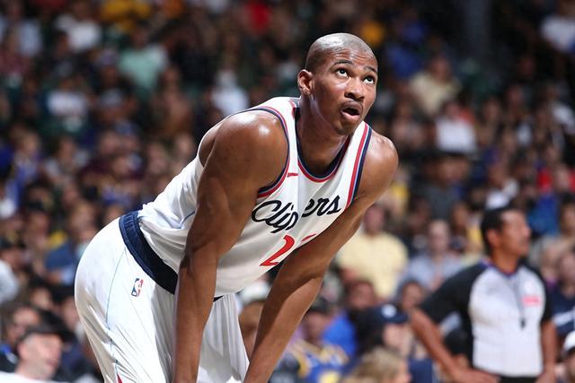 英联杯-B费卡塞米罗梅开二度 曼联5-2莱斯特城